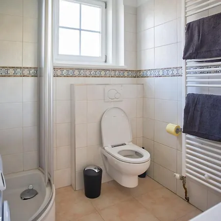 Revliving Quintus City Center بادن
